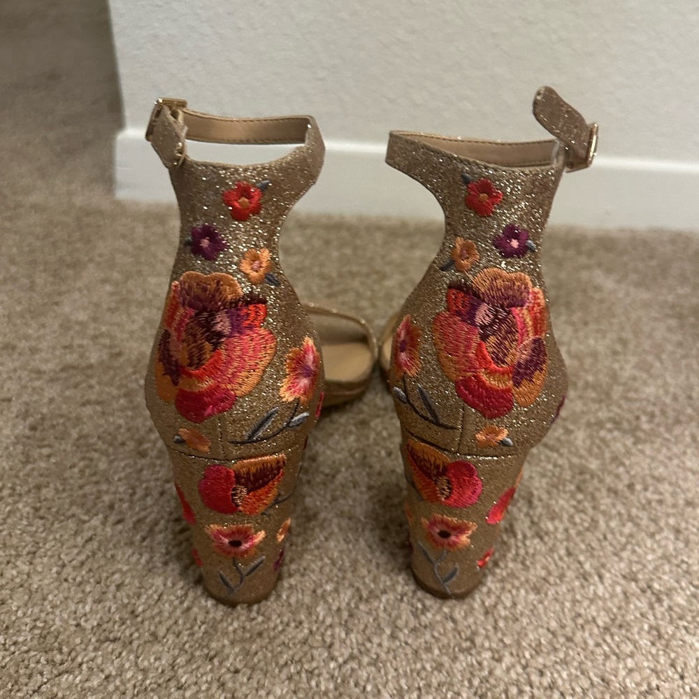 INC International Concepts Gold Floral Heels - Picture 2 of 9